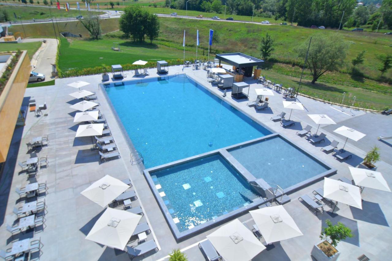 Mk Hotel Tirana Rinas ภายนอก รูปภาพ